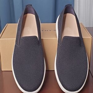 ROTHY'S THE RAVELLO SLIP ON SNEAKER IN BLACK